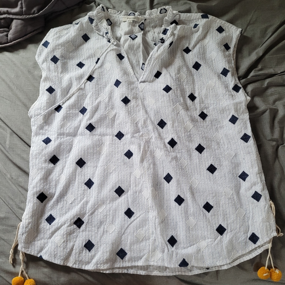 Madewell embroidered top with tassels, XL
